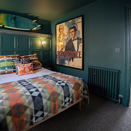 Paramount Apartments Ilfracombe, Arty Seaside Holiday Apartments Екстер'єр фото