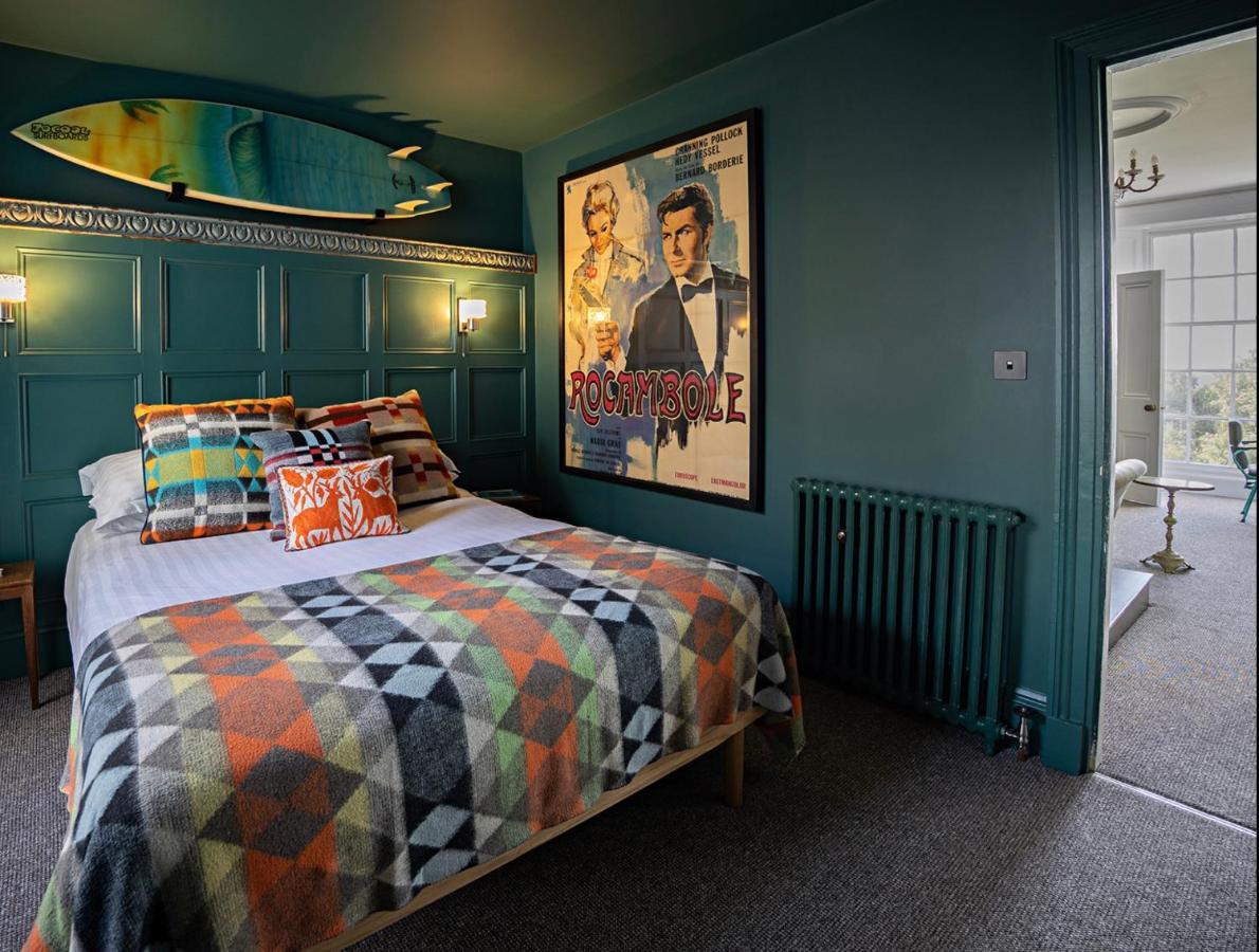 Paramount Apartments Ilfracombe, Arty Seaside Holiday Apartments Екстер'єр фото