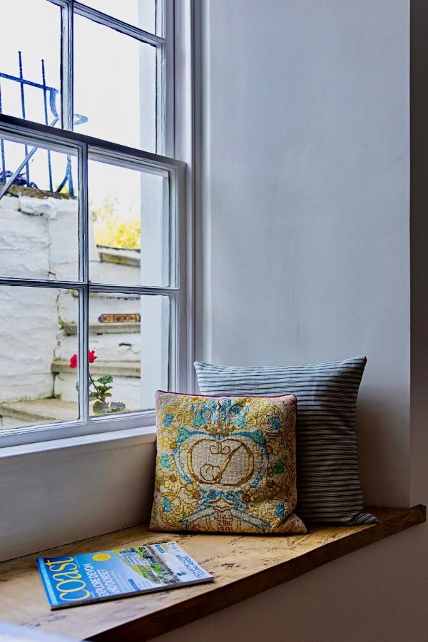 Paramount Apartments Ilfracombe, Arty Seaside Holiday Apartments Екстер'єр фото