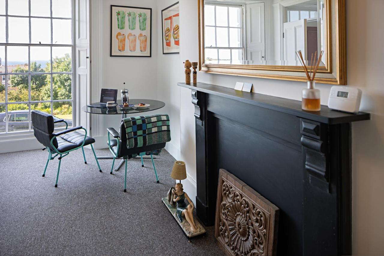 Paramount Apartments Ilfracombe, Arty Seaside Holiday Apartments Екстер'єр фото